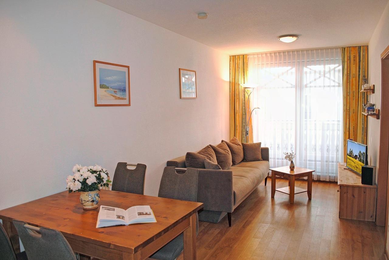 Haus Strandburg - Hinter Duene Und Meer Binz Εξωτερικό φωτογραφία